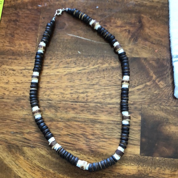 shell necklace!! - Picture 3 of 4
